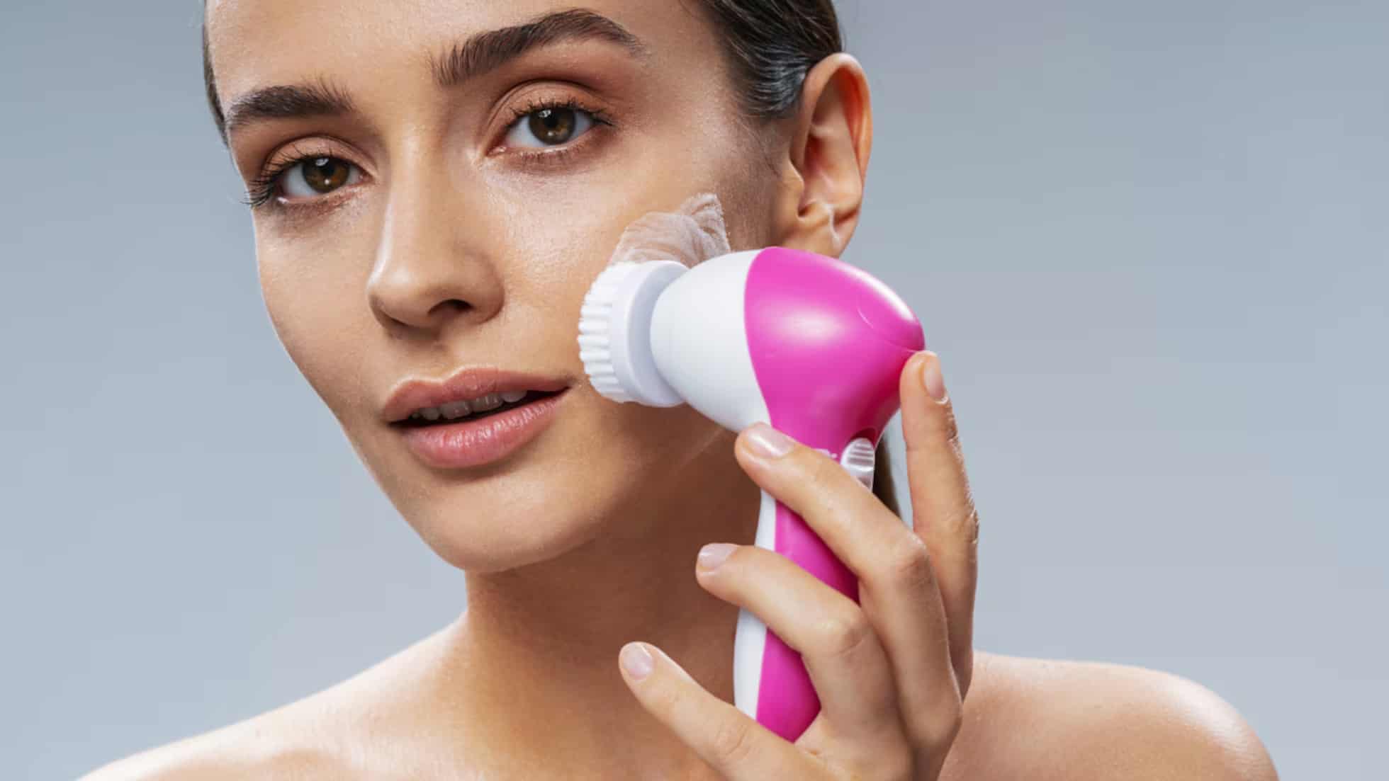 Mejores limpiadores faciales eléctricos en Chile: Foreo, Philips y alternativas